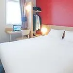 Hotel Troyes 2*