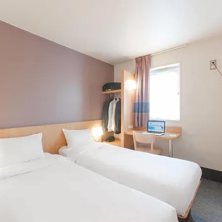 Saint-parres-aux-tertres 2* Saint-Parres-aux-Tertres