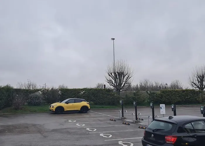 Saint-parres-aux-tertres Hotel Saint-Parres-aux-Tertres