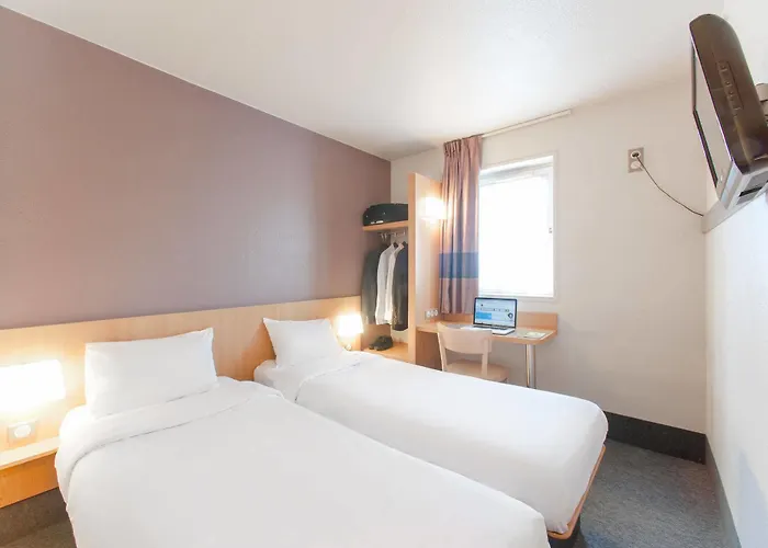 Saint-parres-aux-tertres 2* Saint-Parres-aux-Tertres