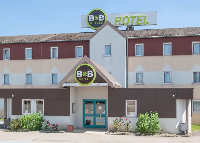 מלון Troyes Saint-Parres-aux-Tertres